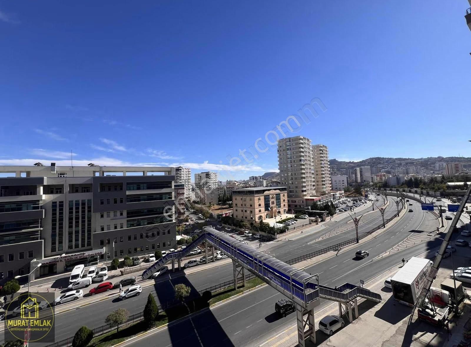 Murat Emlaktan Anacad Üzeri Lüks 4+1 Açık Mutfaklı Daire Satılık