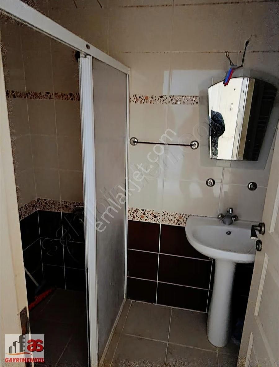 As Emlaktan Çarşı Merkezde Kombili Asansörsüz Kiralık 1+1 Apart - Görsel 24