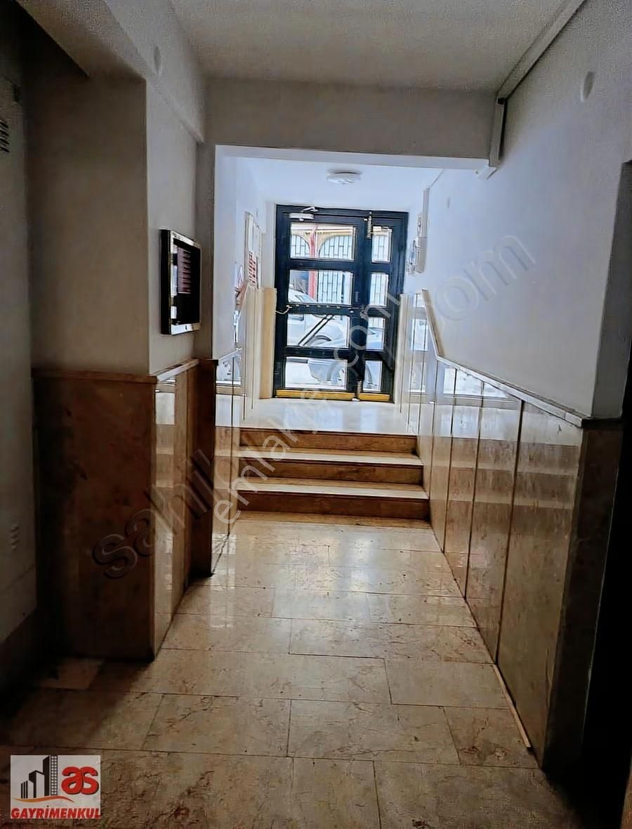 As Emlaktan Çarşı Merkezde Kombili Asansörsüz Kiralık 1+1 Apart - Görsel 5