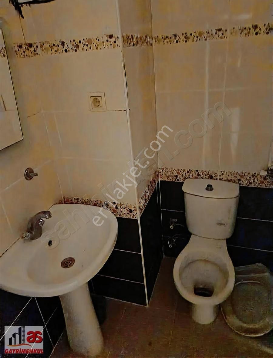 As Emlaktan Çarşı Merkezde Kombili Asansörsüz Kiralık 1+1 Apart - Görsel 26
