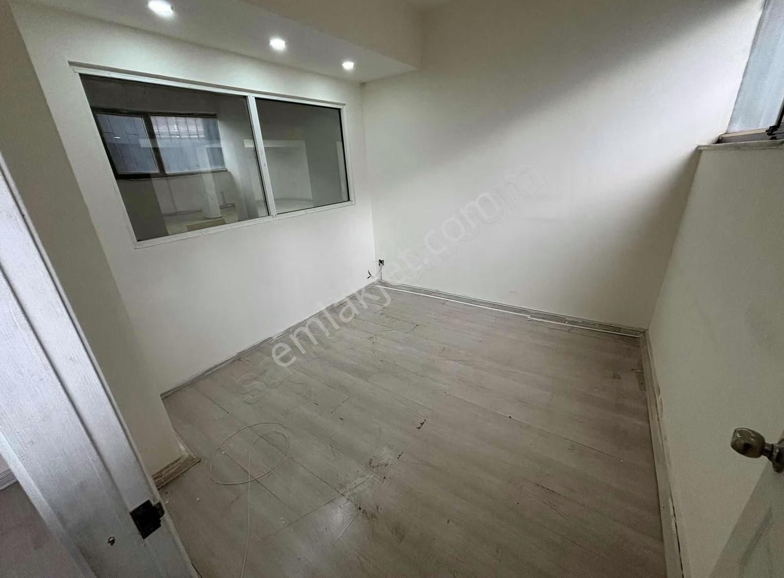 Zafer Mahallesi Her İşe Uygun 300 M2 Yarı Zemin Dükkan - Görsel 19