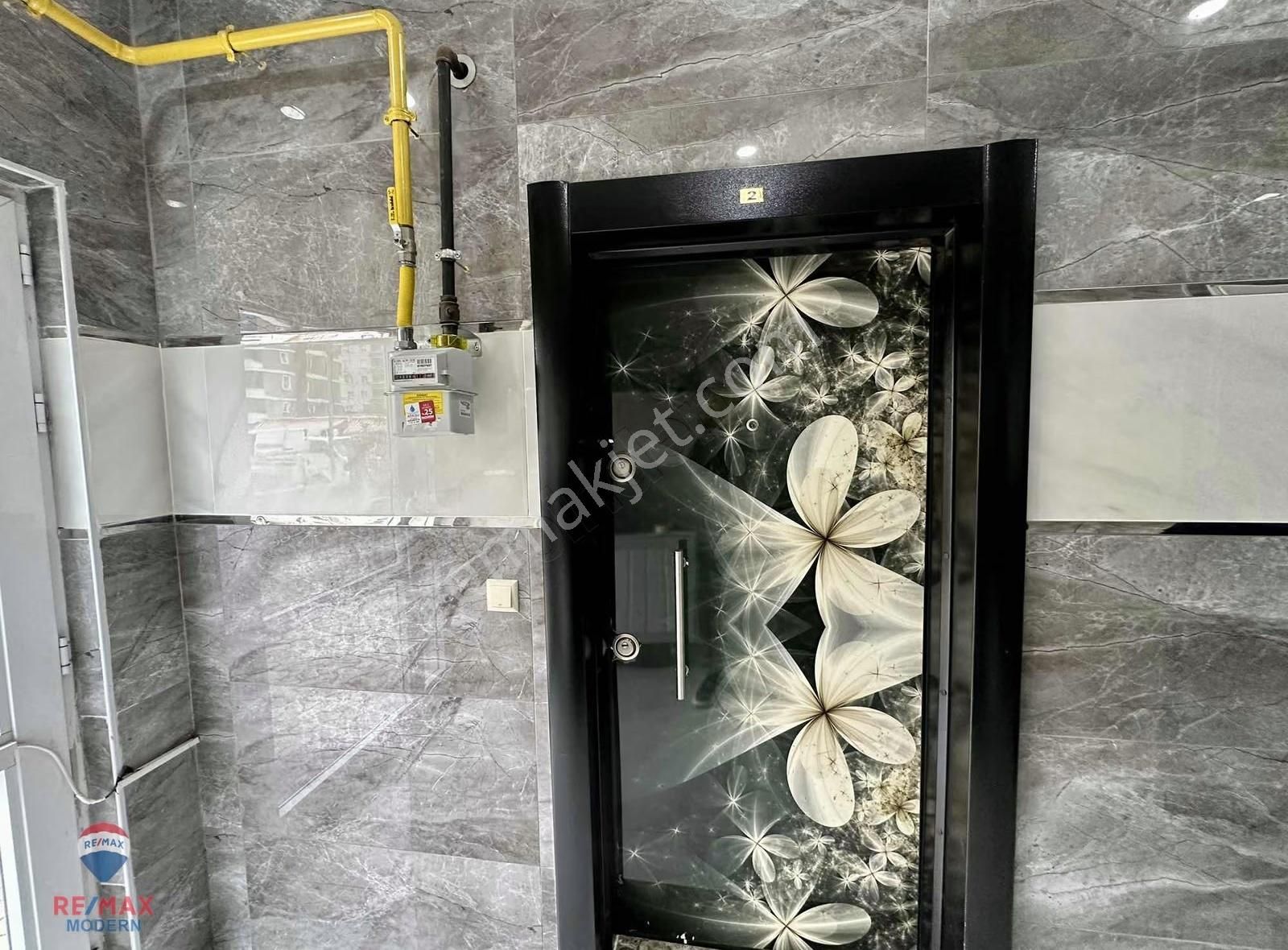 Atakentte Rayrının Altında Satılık 1+1 - Görsel 15