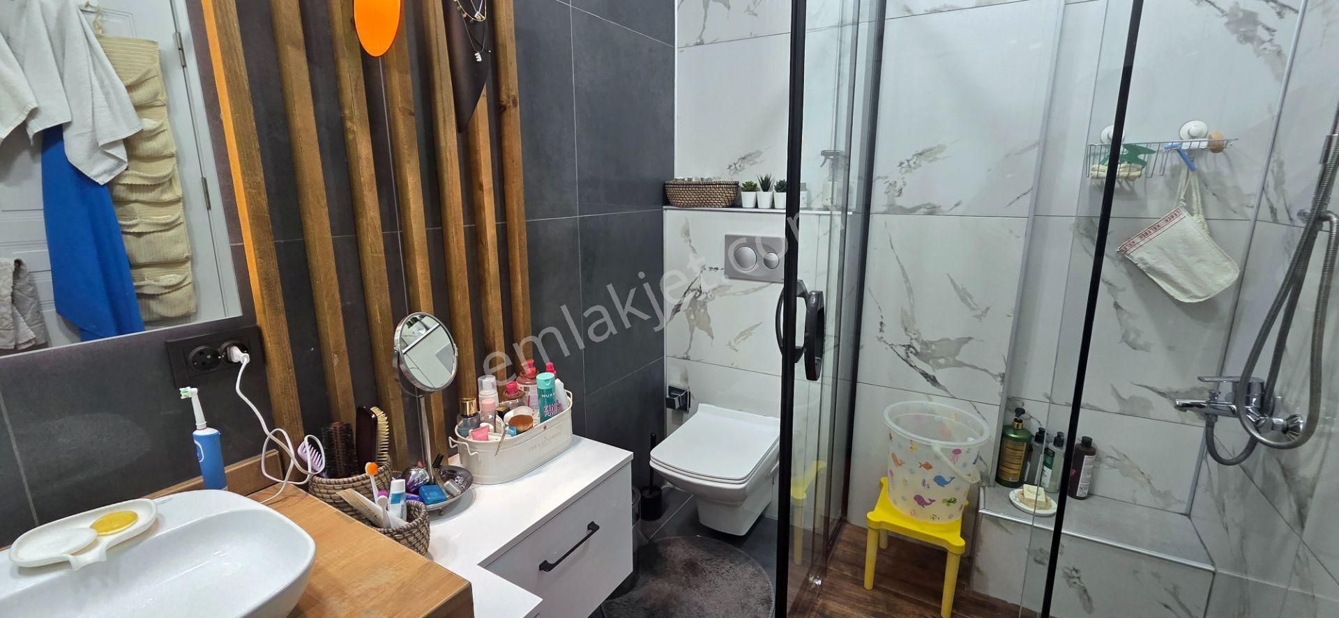 Ayrancı Güvenevler'de İç Mimar Tasarımlı 3+1 Daire Fırsatı - Görsel 11