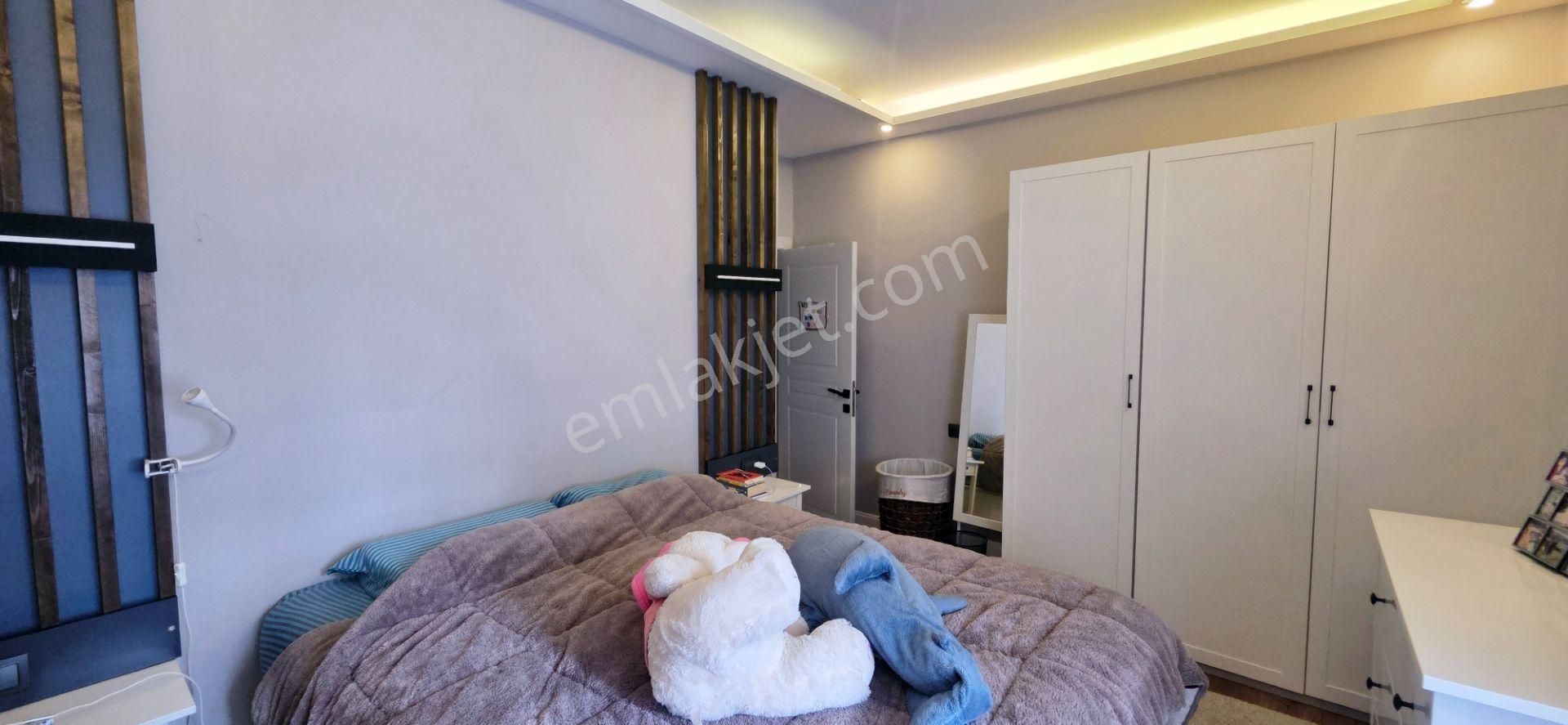 Ayrancı Güvenevler'de İç Mimar Tasarımlı 3+1 Daire Fırsatı - Görsel 16