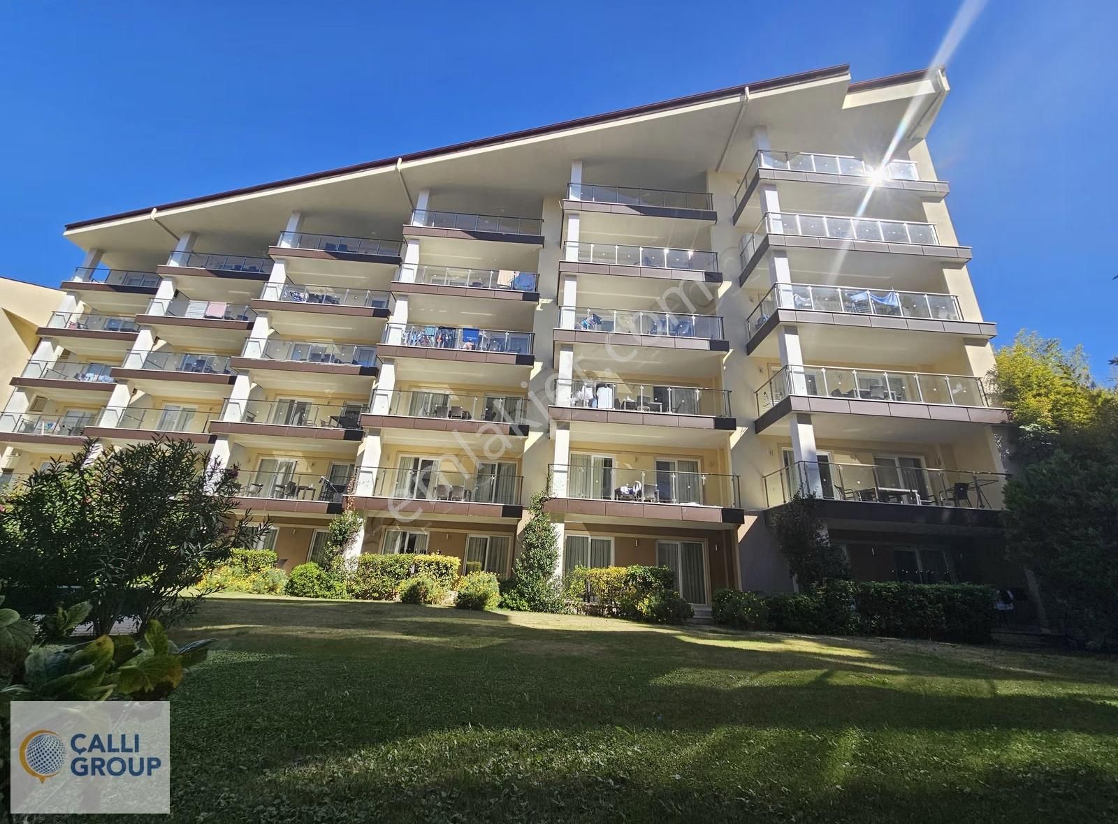 Kuşadası Ramada Resort'te Köşe Konumunda Satılık 2+1 Bahçe Katı - Görsel 6