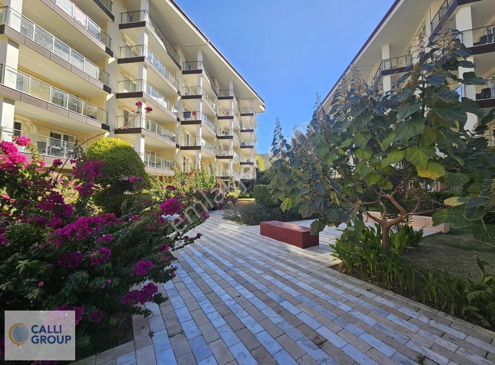 Kuşadası Ramada Resort'te Köşe Konumunda Satılık 2+1 Bahçe Katı - Görsel 4