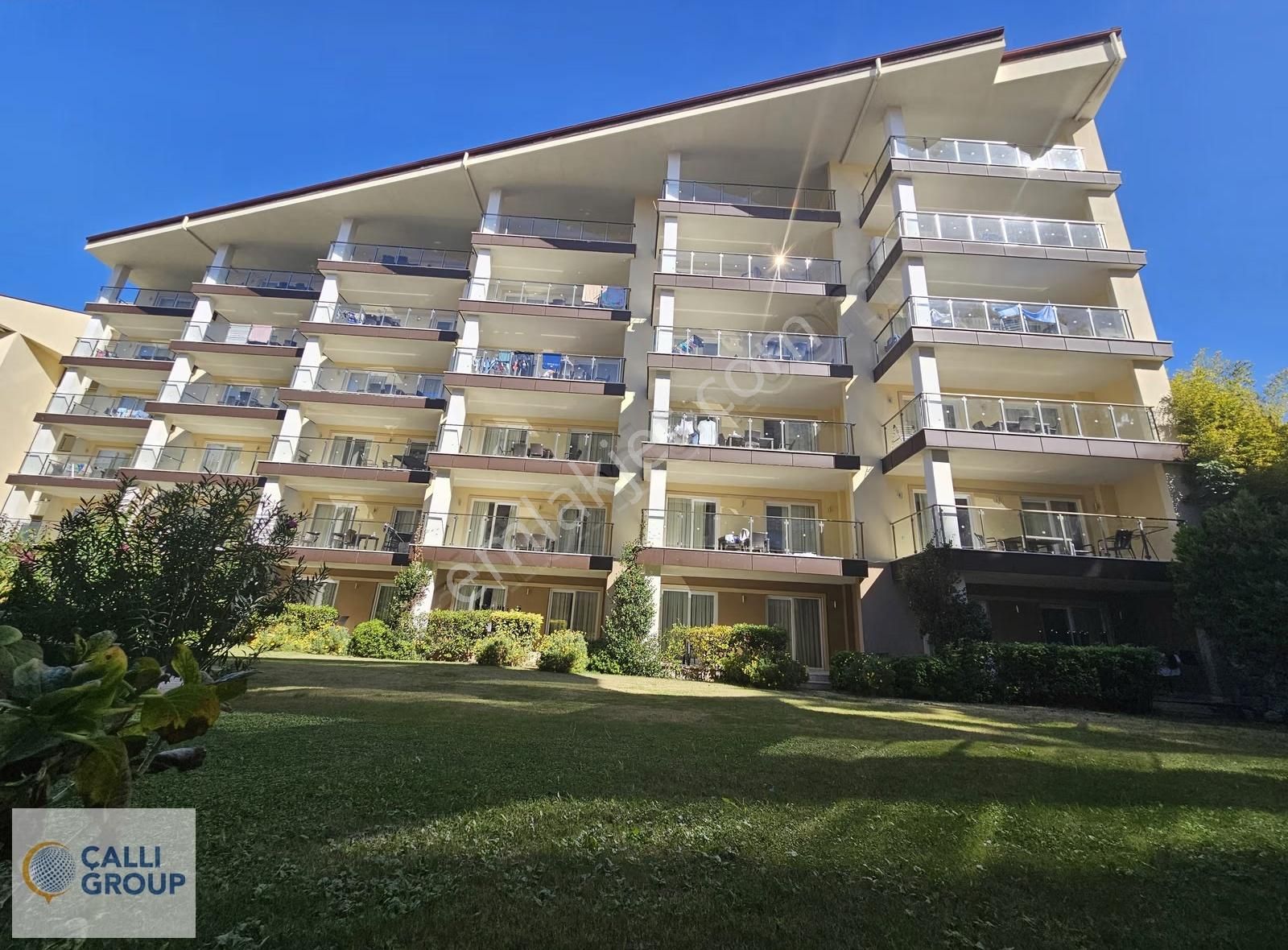 Kuşadası Ramada Resort'te Köşe Konumunda Satılık 2+1 Bahçe Katı - Görsel 10