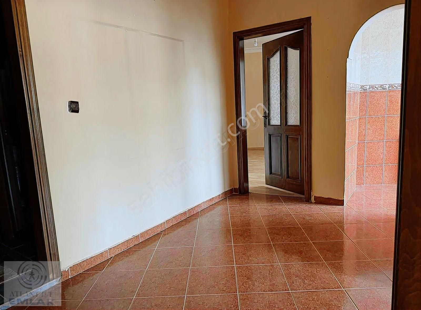 Ferhatpaşa Mareşal Fevzi Çakmak Cd'si Üstünde 2+1 130m2 2.kat - Görsel 9