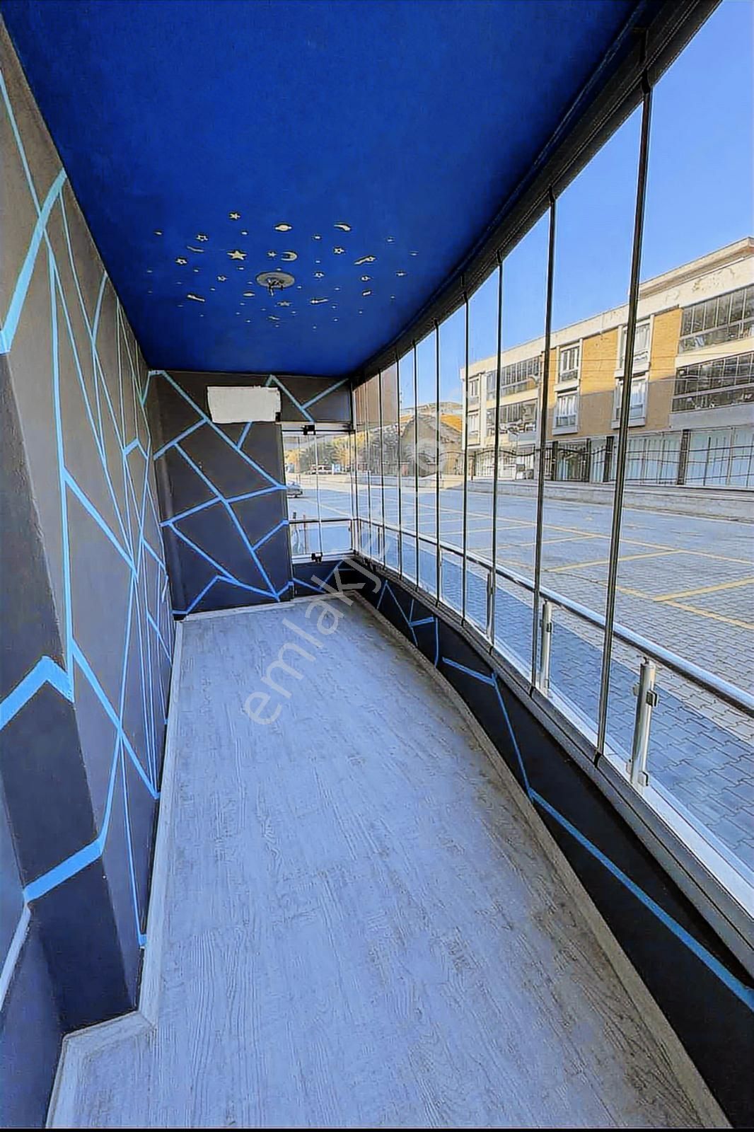 Güvenlikli Site Kiralık 2+1 125 M² Ebeveyn Banyolu - Görsel 10