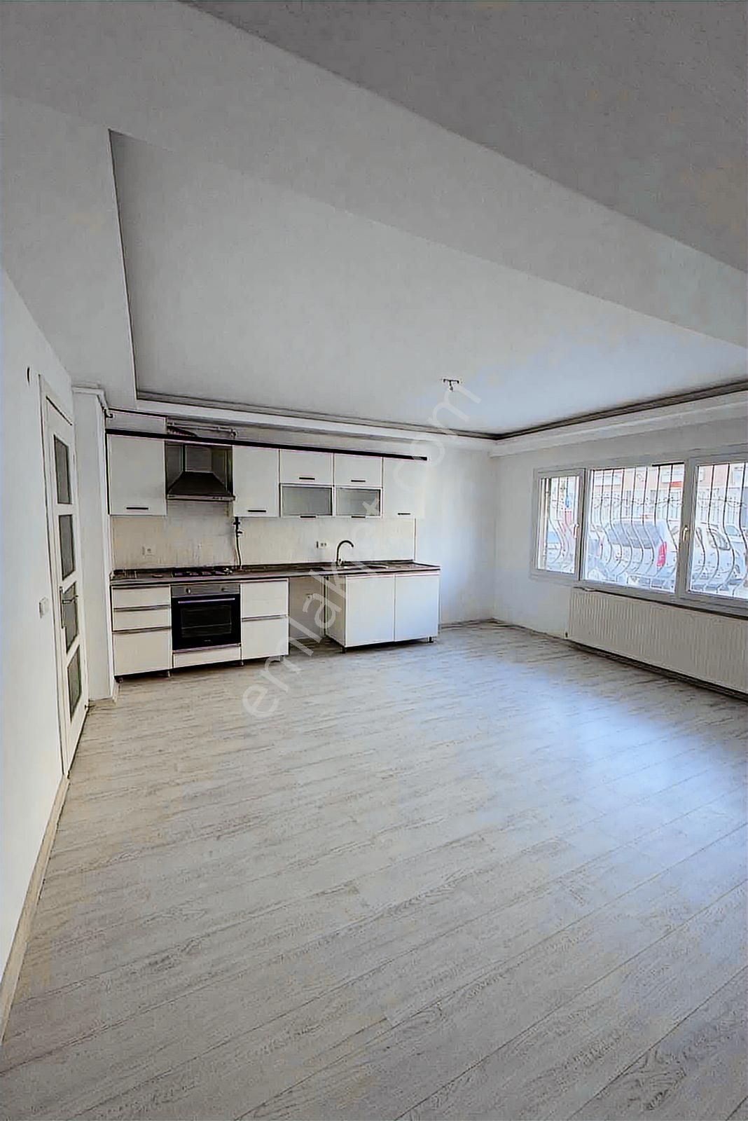 Güvenlikli Site Kiralık 2+1 125 M² Ebeveyn Banyolu - Görsel 23