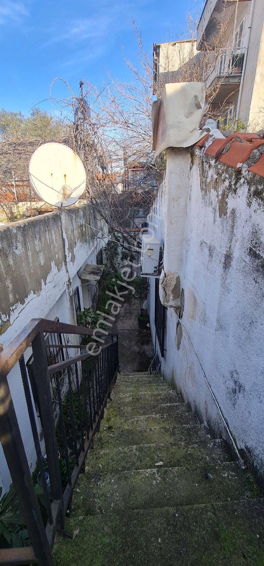 İzmir Konak Çimentepede Satılık 184 M2 Satılık Müstakil Ev - Görsel 6