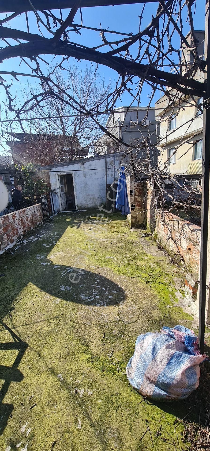 İzmir Konak Çimentepede Satılık M