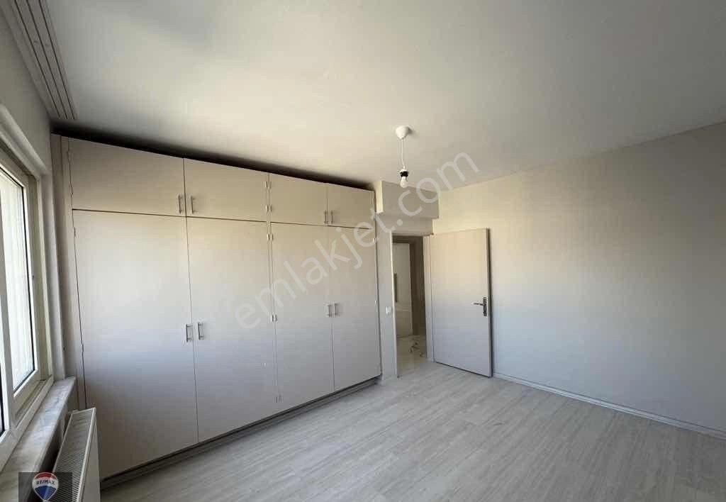 Karşıyaka Donanmacı Mah. Deniz Manzaralı 3+1 Kiralık Daire - Görsel 28