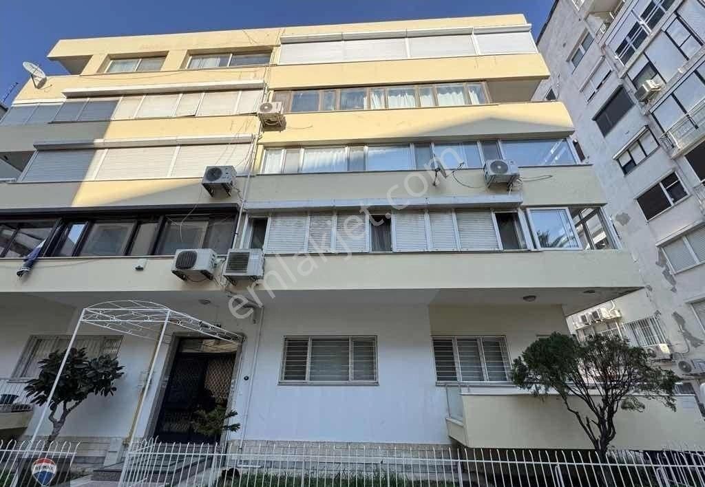 Karşıyaka Donanmacı Mah. Deniz Manzaralı 3+1 Kiralık Daire - Görsel 16