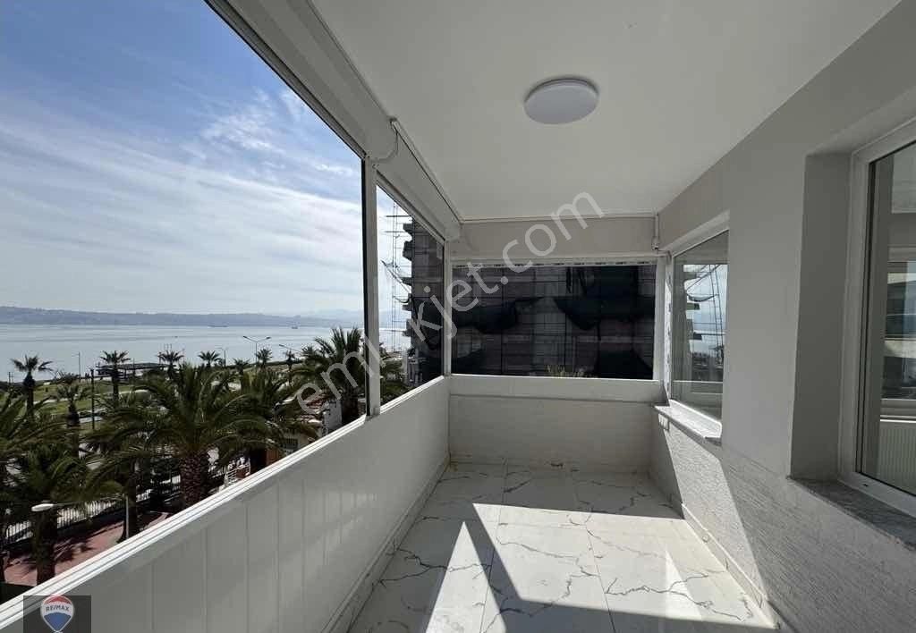 Karşıyaka Donanmacı Mah. Deniz Manzaralı 3+1 Kiralık Daire - Görsel 17