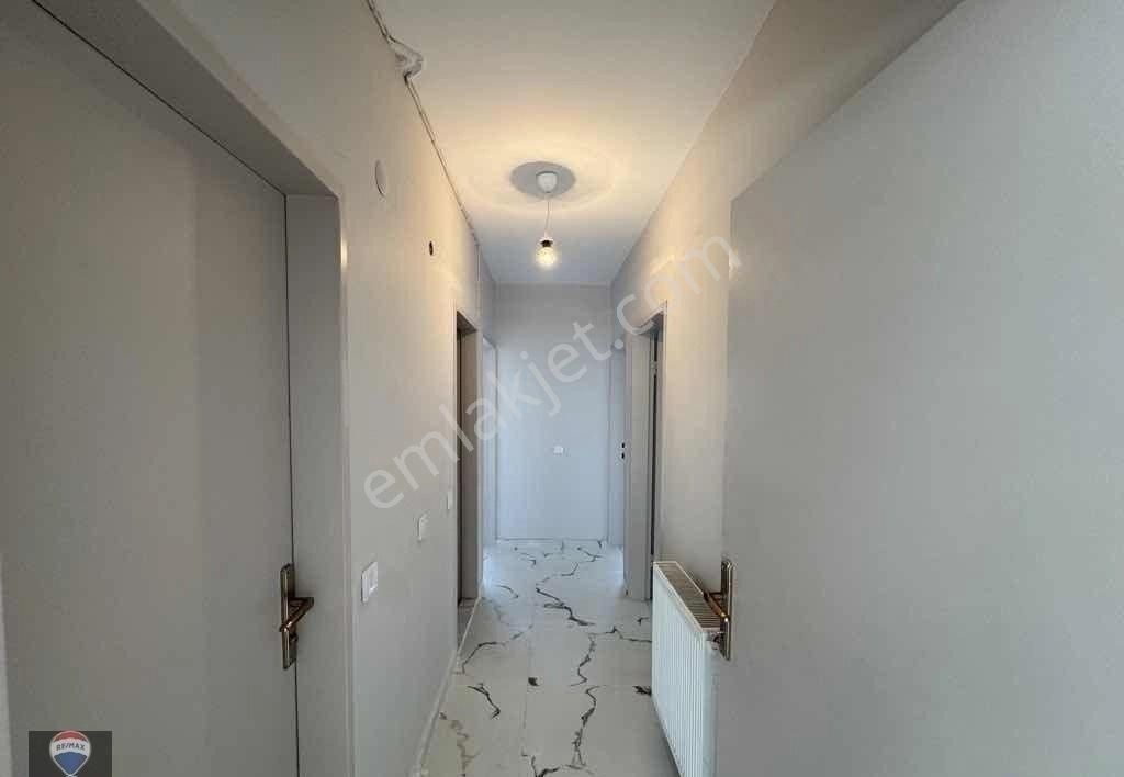 Karşıyaka Donanmacı Mah. Deniz Manzaralı 3+1 Kiralık Daire - Görsel 33