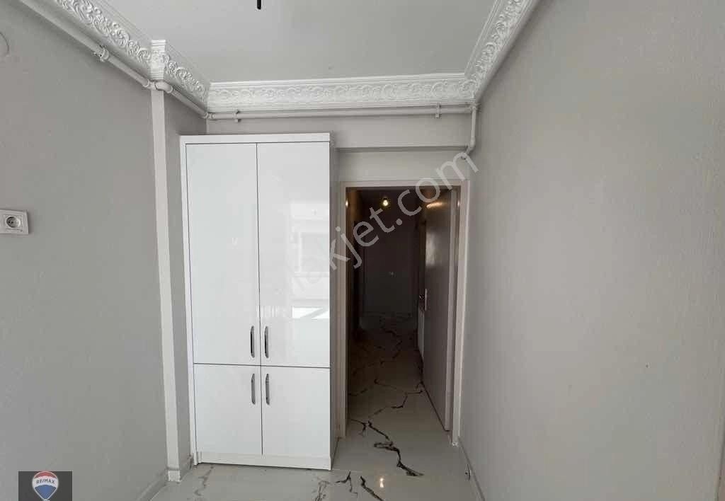 Karşıyaka Donanmacı Mah. Deniz Manzaralı 3+1 Kiralık Daire - Görsel 29