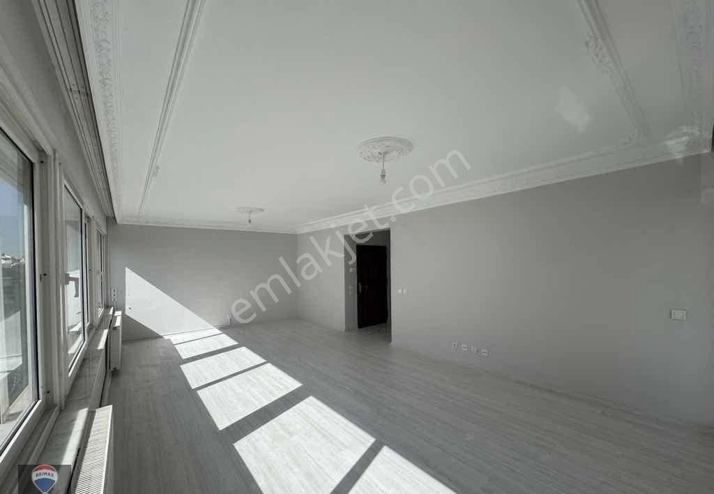 Karşıyaka Donanmacı Mah. Deniz Manzaralı 3+1 Kiralık Daire - Görsel 19