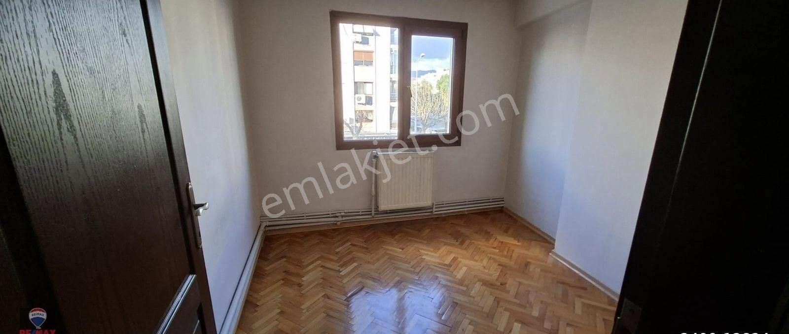 Bahriyeüçok Bulvarında Köşe Asansörlü 3+1 Kiralık Daire - Görsel 3