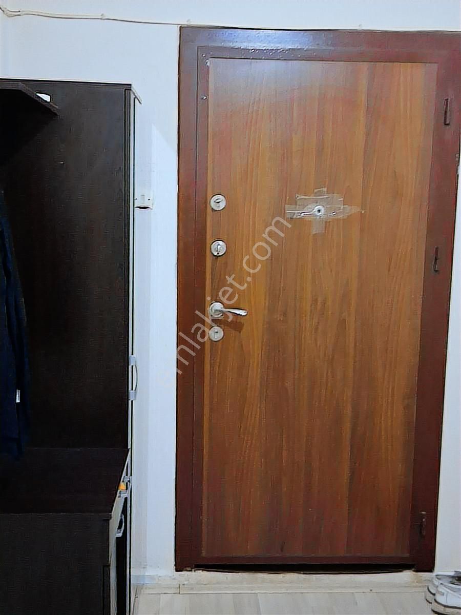 Bosna Hersek Mah Bölmeli 3+1 Daire Son Kat Satılık - Görsel 2