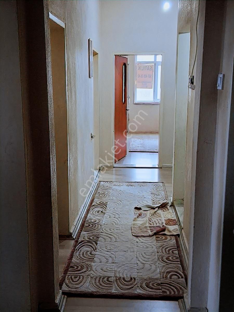 Bosna Hersek Mah Bölmeli 3+1 Daire Son Kat Satılık - Görsel 3