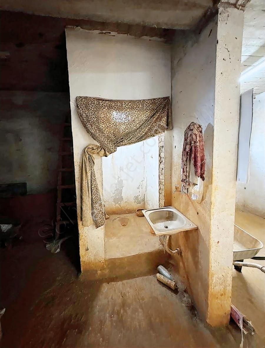 Karacasu Cuma Mah. Satılık 245 M2 Müstakil Ev Ve İşyeri - Görsel 18