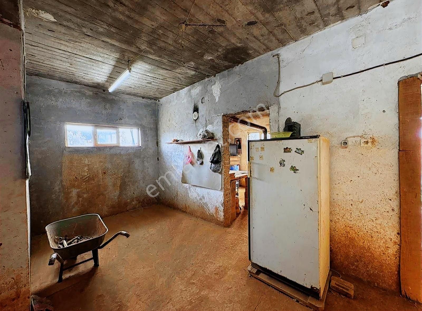 Karacasu Cuma Mah. Satılık 245 M2 Müstakil Ev Ve İşyeri - Görsel 11