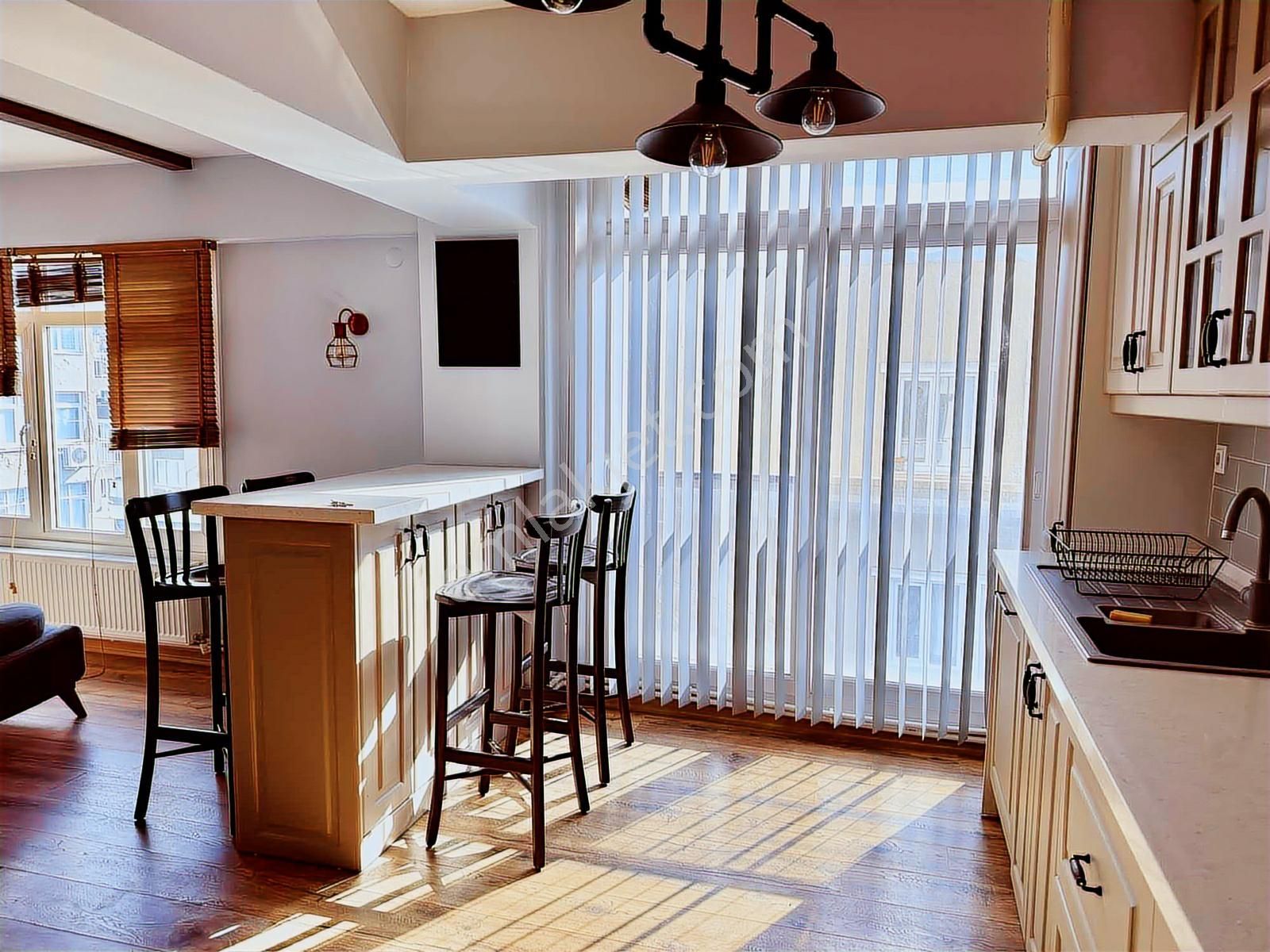 Bornova Erzene Ata Durağında 3+1 Modern Eşyalı Kiralık Daire - Görsel 25