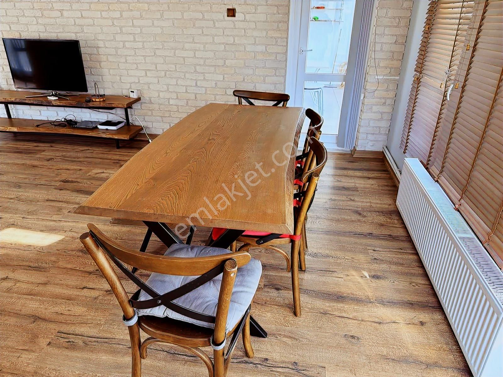 Bornova Erzene Ata Durağında 3+1 Modern Eşyalı Kiralık Daire - Görsel 8