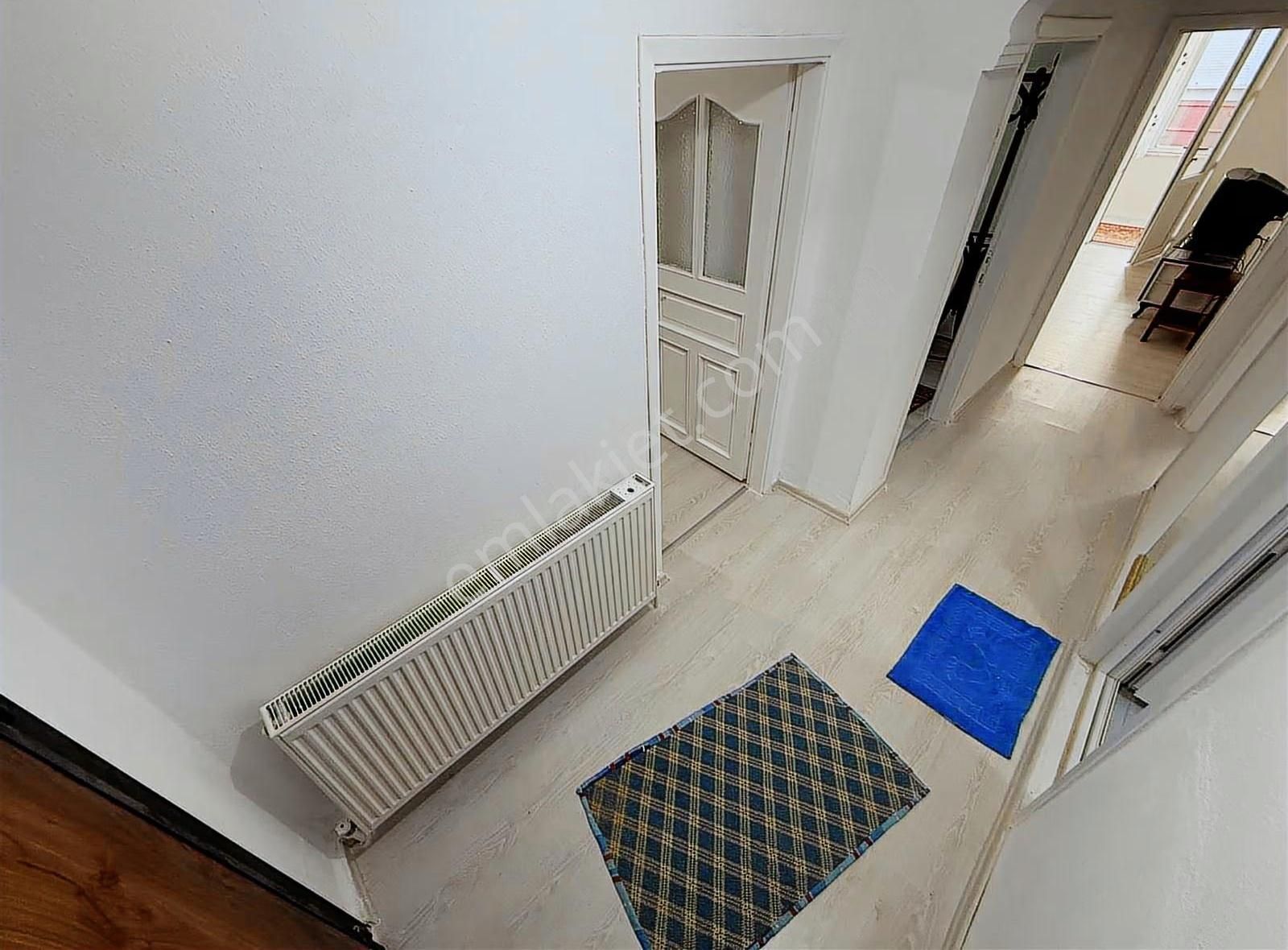 Parla'dan Akçay Merkezde Doğalgazlı 2+1 Yüksek Giriş Daire