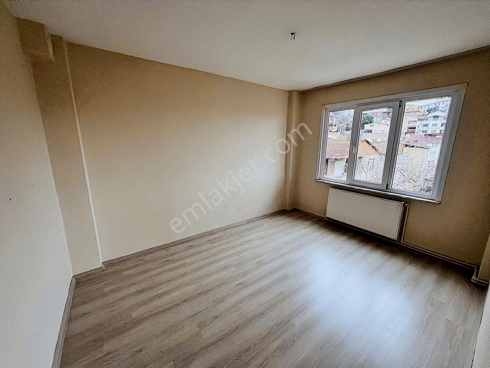 Üsküdar Çamlıcada 3+1 Kiralık Ara Kat Daire - Görsel 3