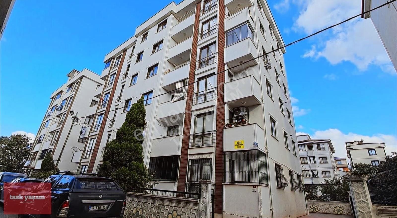 Tuzla Şifa Mahallesinde Butik Site Otoparklı Kiralık 2+1 Daire