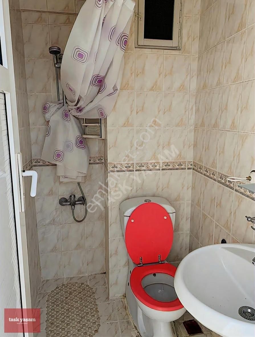 Beşiktaş Çarşı'nın En Nezih Sokağında 1+1 Satılık Fırsat Daire - Görsel 7