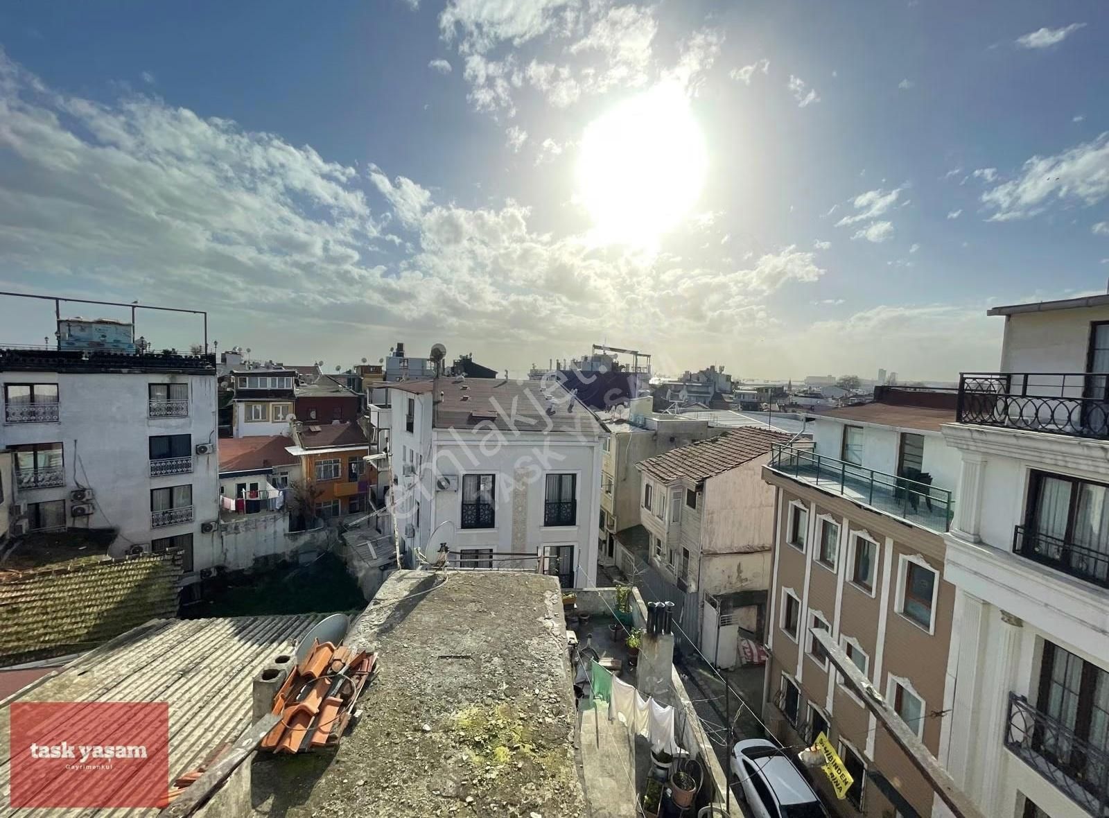 Fatih Küçükayasofya Mahallesi'nde Tarihi 4 Katlı Satılık Bina - Görsel 21