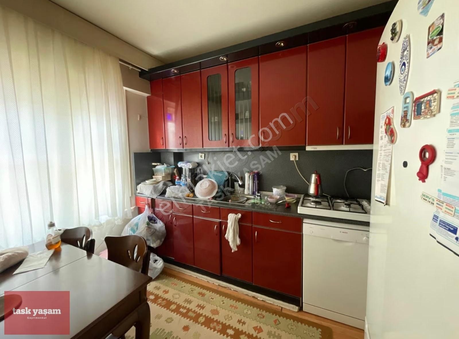 Fatih Küçükayasofya Mahallesi'nde Tarihi 4 Katlı Satılık Bina - Görsel 16