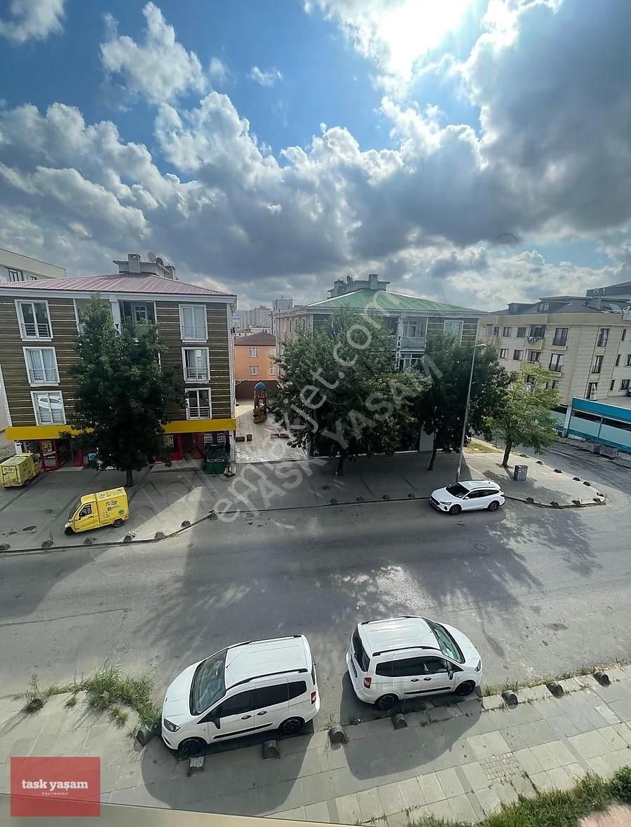 Tuzla Şifa Mahallesi Cadde Üzeri Kiralık Geniş 2+1 Daire - Görsel 12