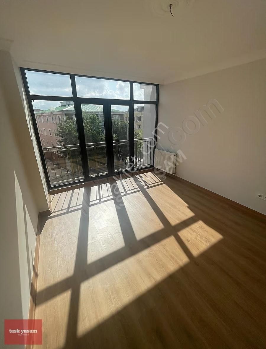 Tuzla Şifa Mahallesi Cadde Üzeri Kiralık Geniş 2+1 Daire - Görsel 4