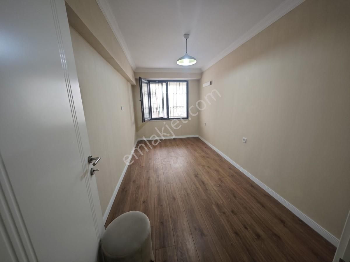 İstanbulun Sakin Ve Mutena Semti Çırağanda Yeni Binada Daire - Görsel 12