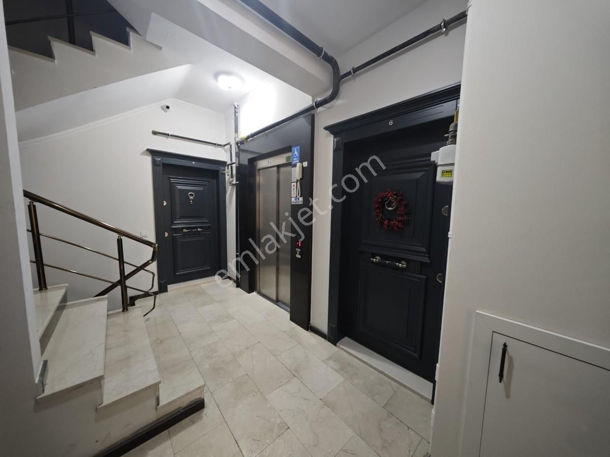 İstanbulun Sakin Ve Mutena Semti Çırağanda Yeni Binada Daire - Görsel 4