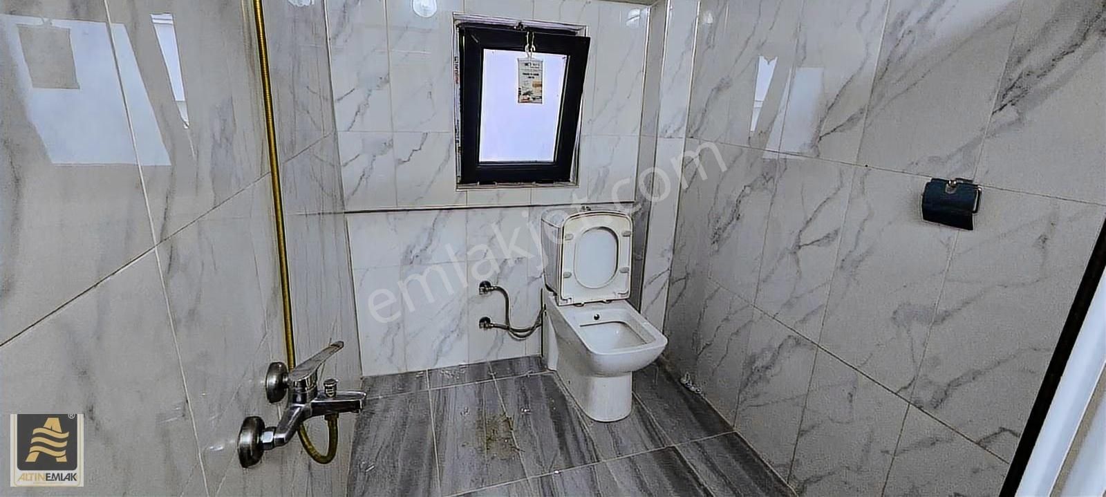 Serdivan Beşköprüde Kiralık 3+1 Çatı Katı Daire - Görsel 3