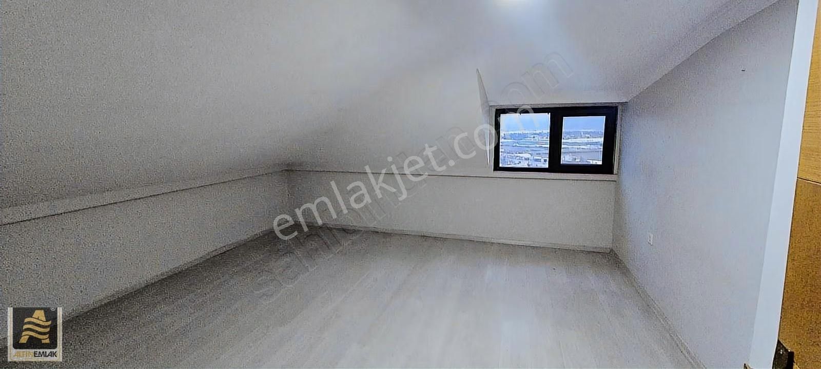 Serdivan Beşköprüde Kiralık 3+1 Çatı Katı Daire - Görsel 10