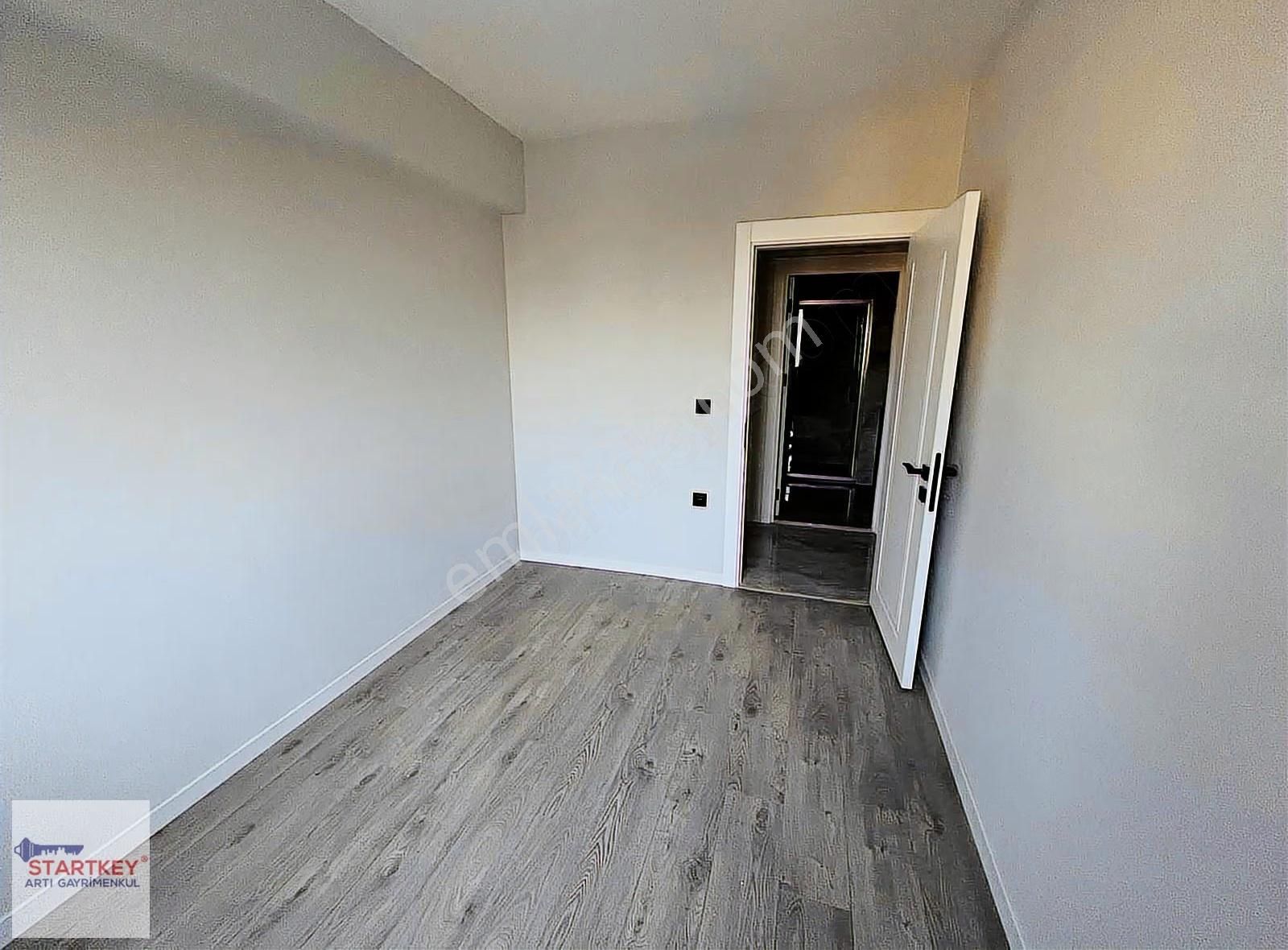 Menemen Kuzey Deluxe Sitesi Havuz Cephe Kiralık 2+1 Sıfır Daire - Görsel 30