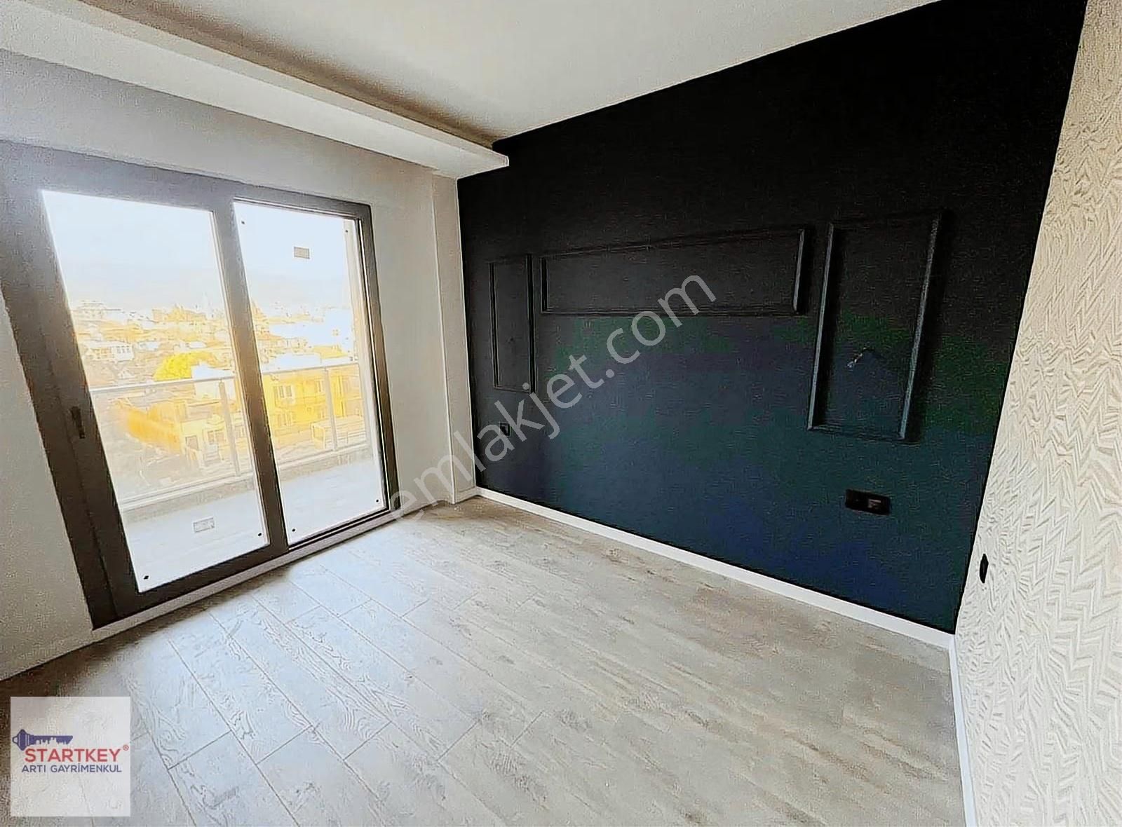 Menemen Kuzey Deluxe Sitesi Havuz Cephe Kiralık 2+1 Sıfır Daire - Görsel 12