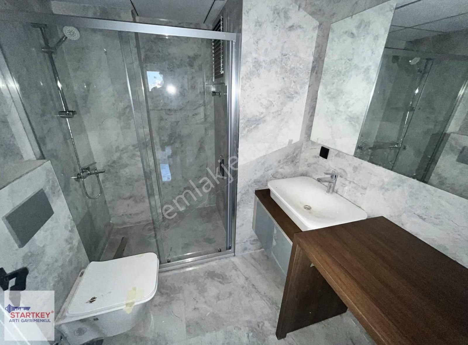 Menemen Kuzey Deluxe Sitesi Havuz Cephe Kiralık 2+1 Sıfır Daire - Görsel 19