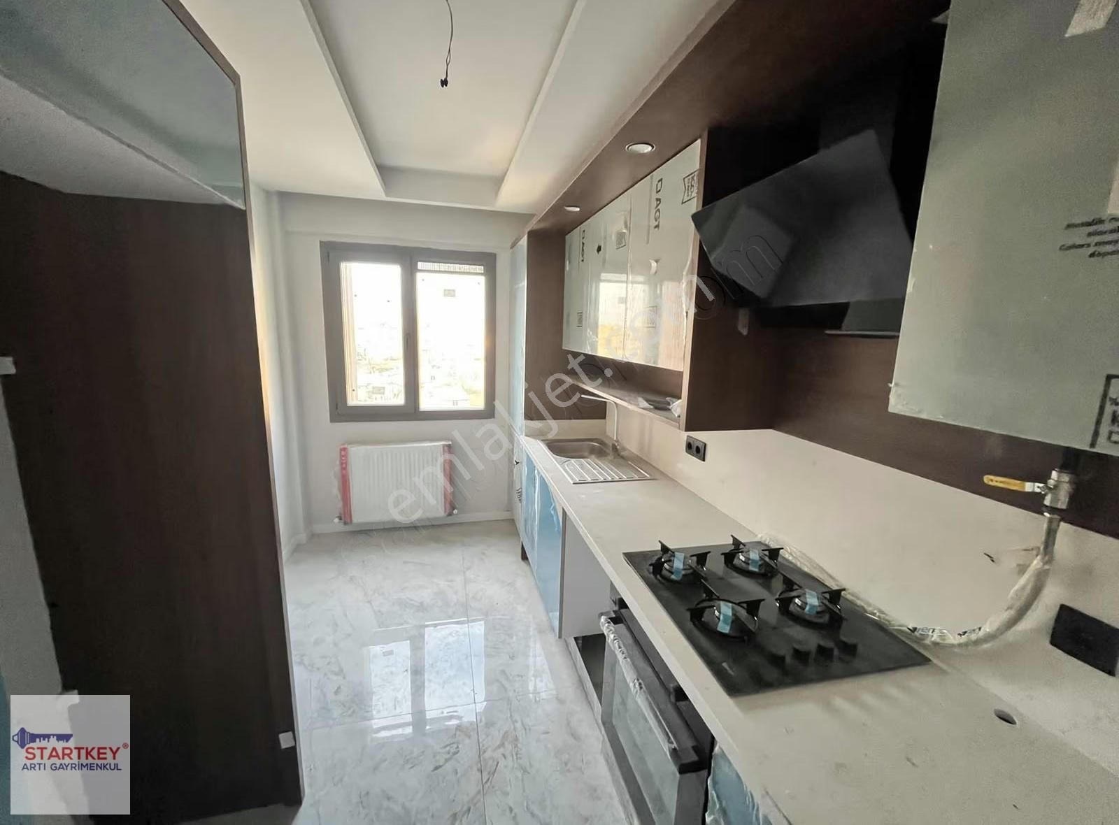 Menemen Kuzey Deluxe Sitesi Havuz Cephe Kiralık 2+1 Sıfır Daire - Görsel 4