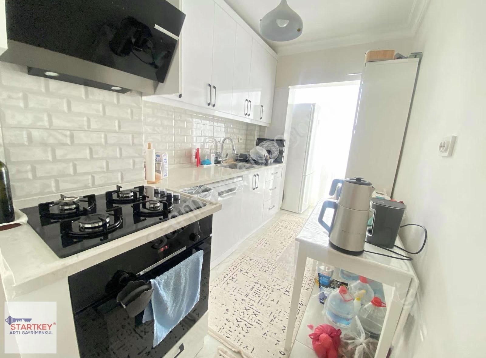 Karşıyaka Bahcelievlerde Tadilatlı 2+1 Kiralık Daire - Görsel 14