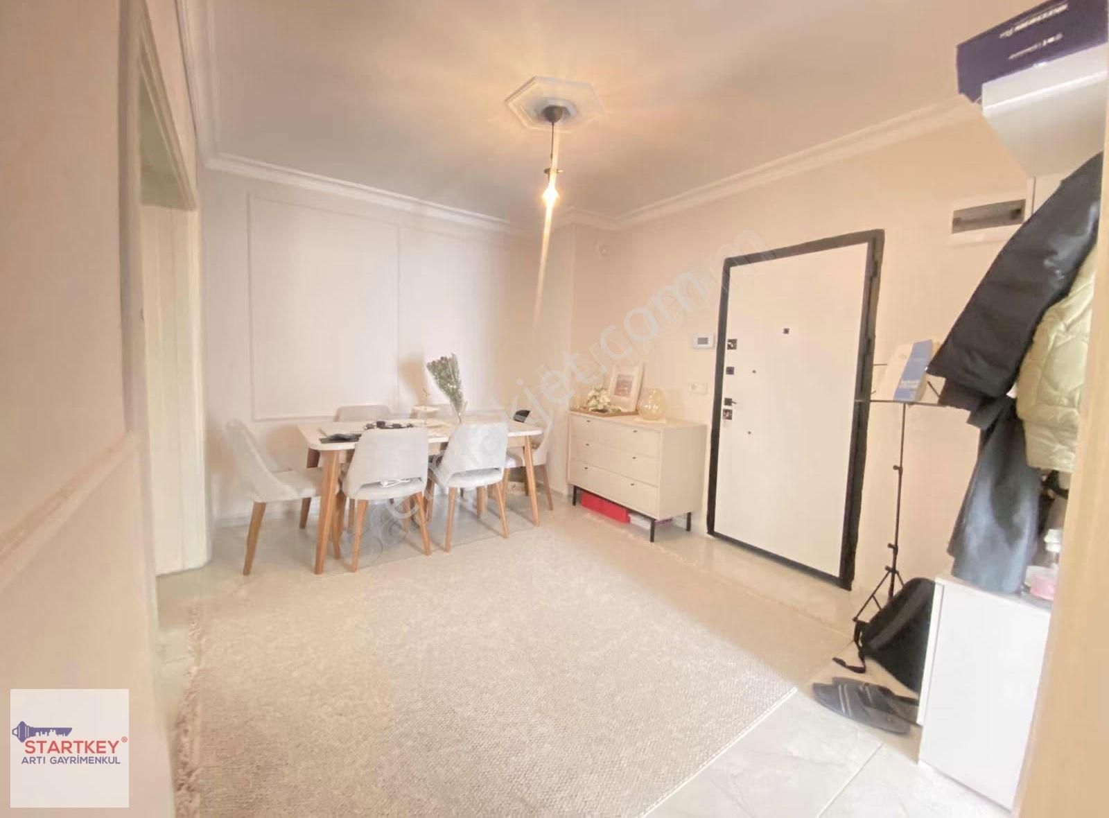 Karşıyaka Bahcelievlerde Tadilatlı 2+1 Kiralık Daire - Görsel 32