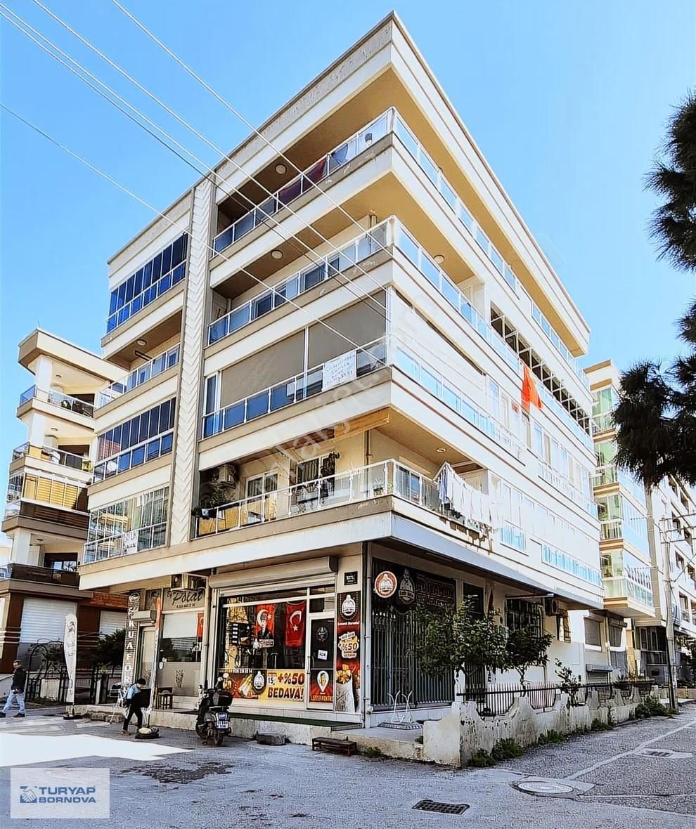 Karşıyaka Şemiklerde Yatırımcıya Uygun Doğalgaz Kombili 2+1