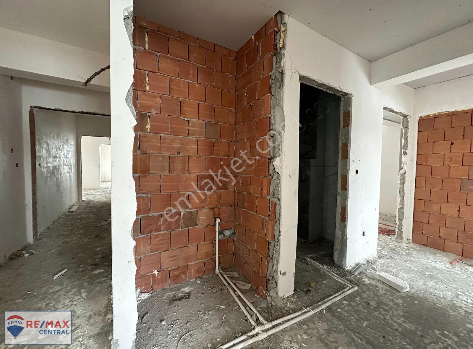 Re/max Central'dan Eğriköprü Mah.'de Site-ultra Lüks-arakat-3+1 - Görsel 11