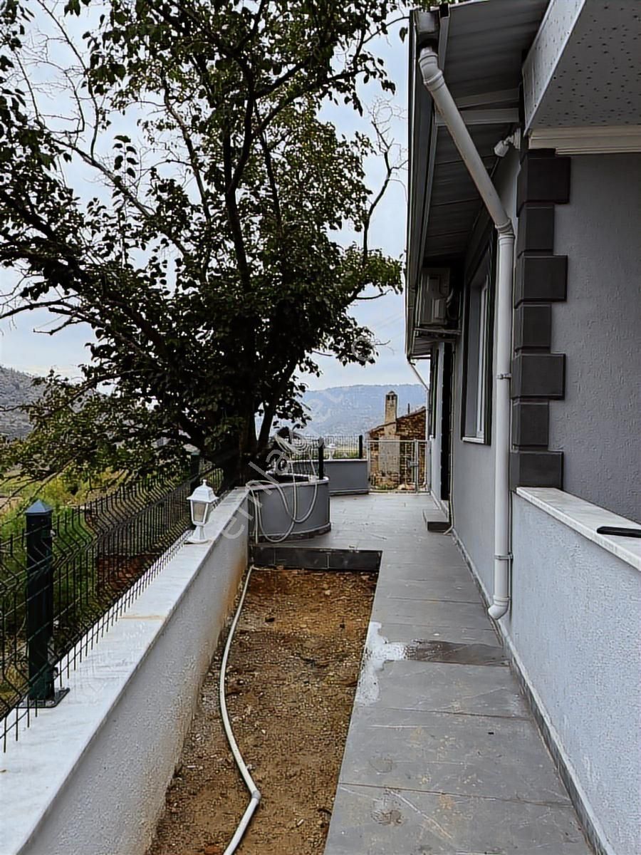 Söke Sayrakçı Köyünde Satılık Bahçeli Köy Evi - Görsel 12